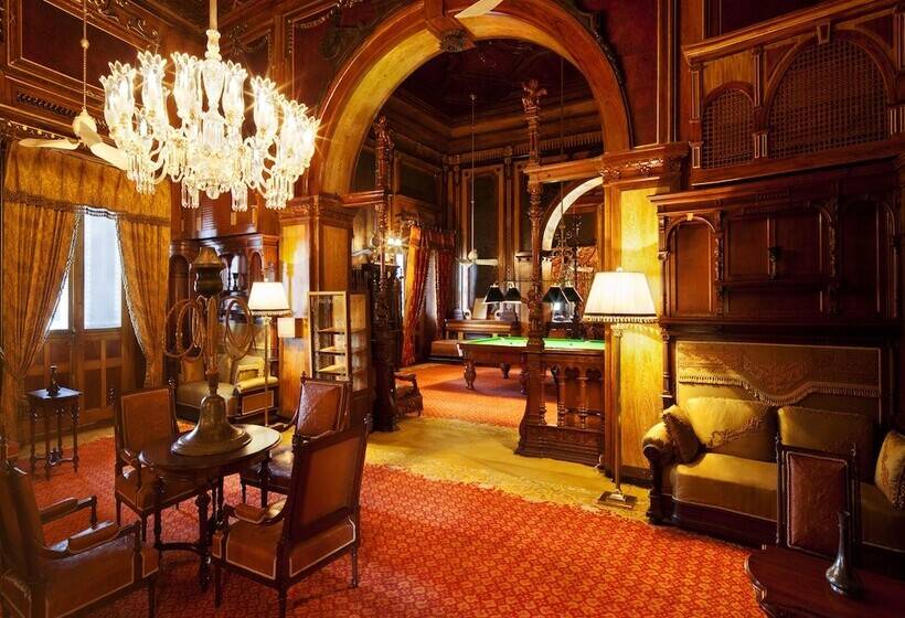 בית מלון כפרי Taj Falaknuma Palace