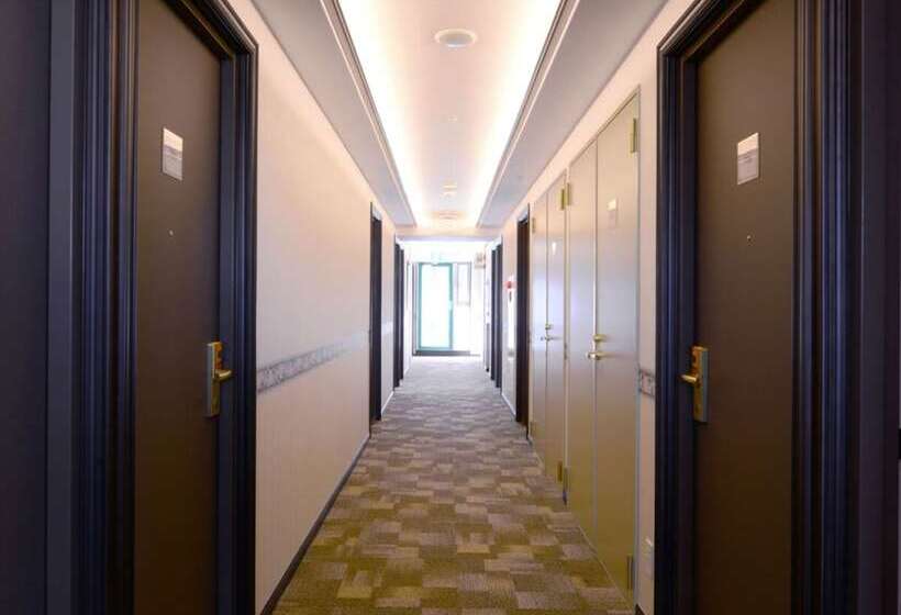 호텔 Toyoko Inn Kanazawa-eki Higashi-guchi