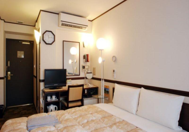 酒店 Toyoko Inn Naha Asahi-basi Ekimae