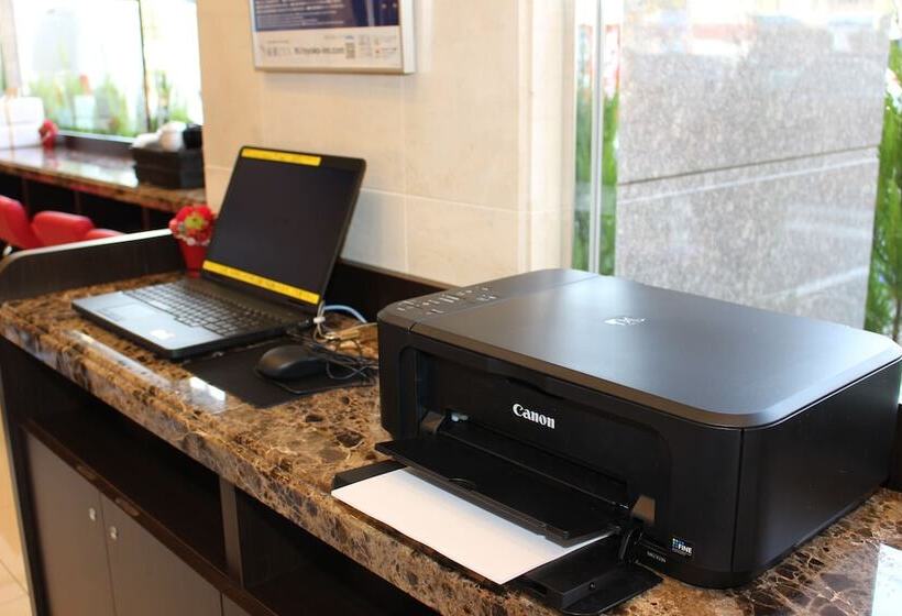 酒店 Toyoko Inn Naha Omoromachi Ekimae