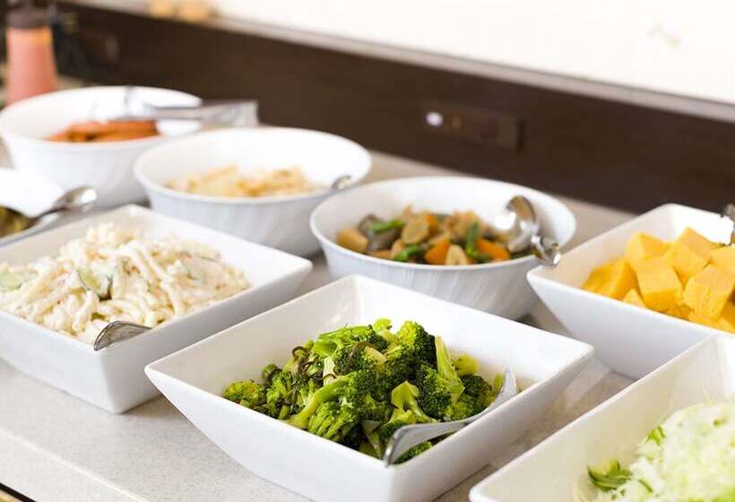 فندق Toyoko Inn Tokushima-eki Bizan-guchi