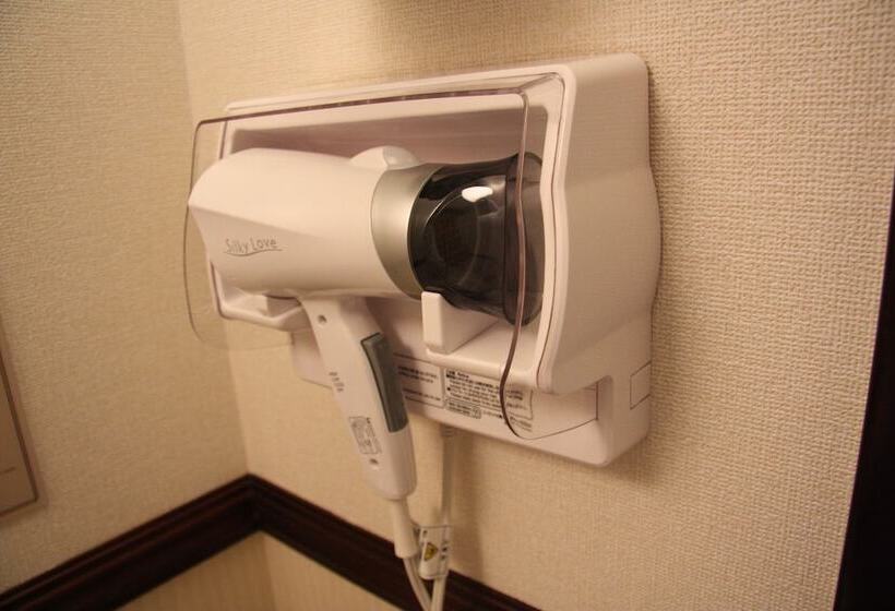 酒店 Toyoko Inn Yokohama Nishi-guchi