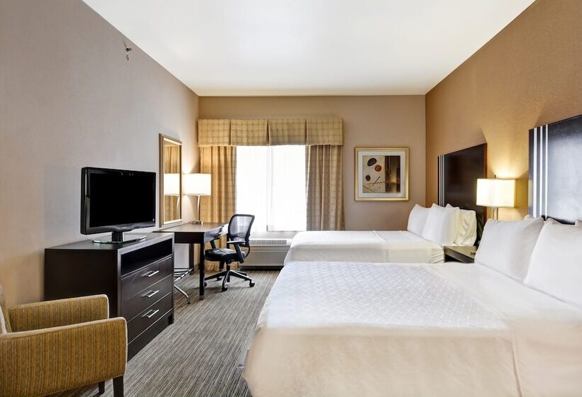 Holiday Inn Express Hotel & Suites Milwaukee New Berlin, An Ihg