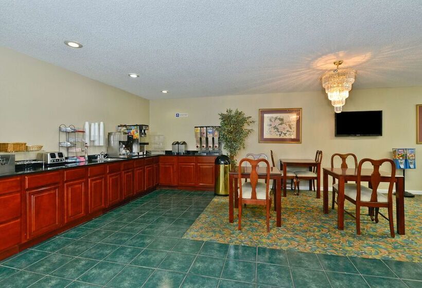 فندق Americas Best Value Inn Hazlehurst