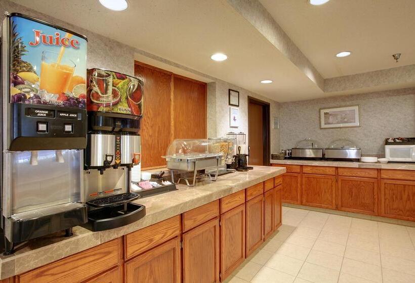 בית מלון כפרי Americas Best Value Inn And Suites Saint Charles