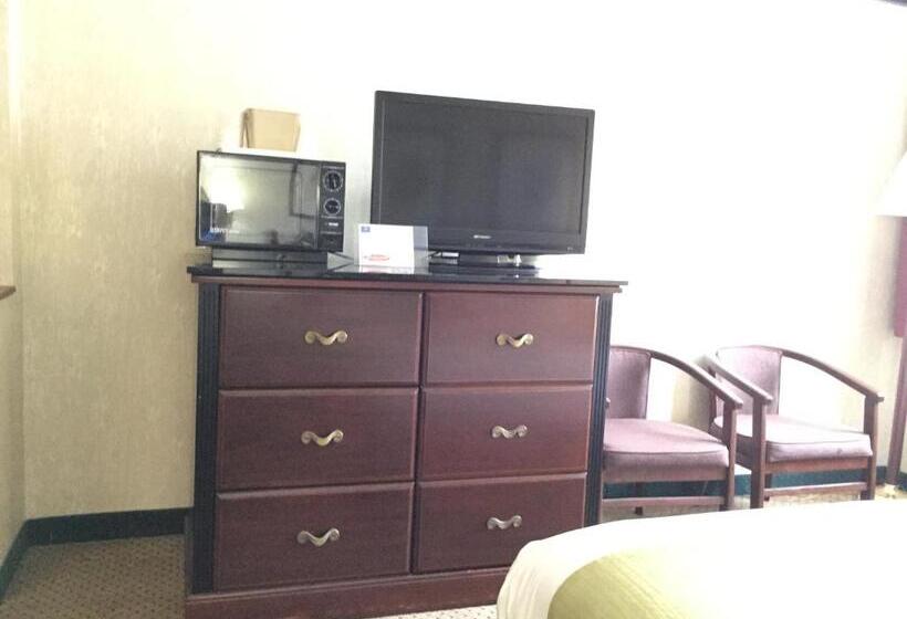 בית מלון כפרי Americas Best Value Inn And Suites Saint Charles