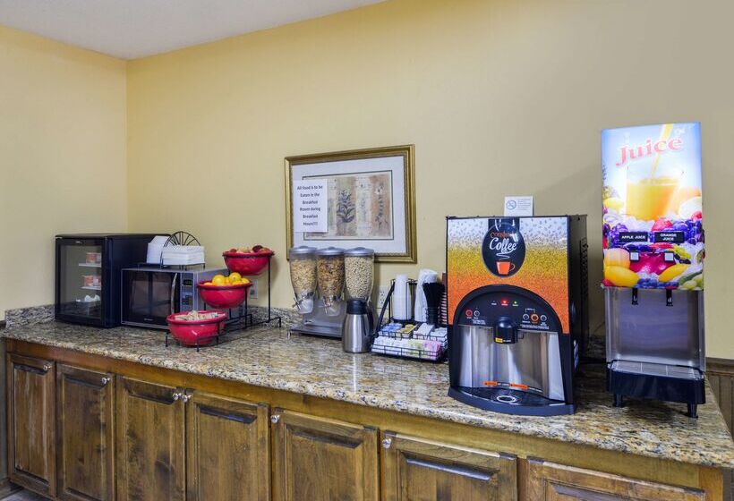 فندق Americas Best Value Inn Wiggins