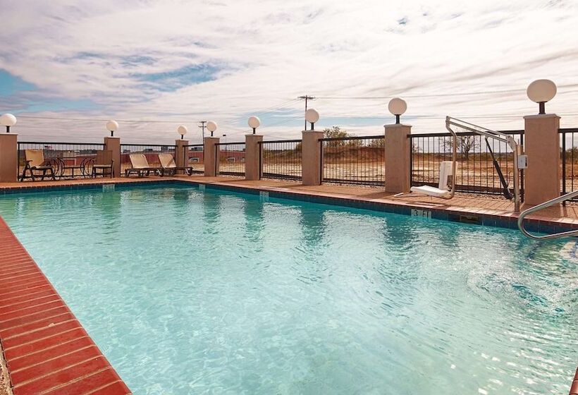 Отель Best Western Clubhouse Inn & Suites