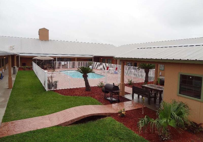 호텔 Best Western Hebbronville Inn