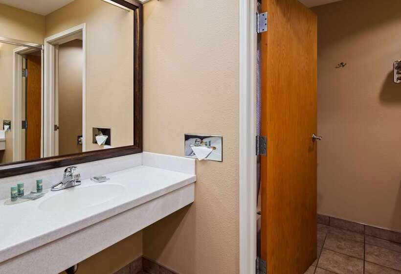 ホテル Best Western Lodge At River S Edge