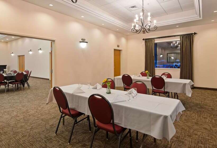 ホテル Best Western Lodge At River S Edge