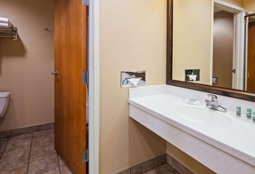 ホテル Best Western Lodge At River S Edge