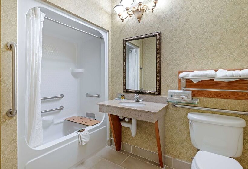 호텔 Best Western Plus Bradbury Inn And Suites