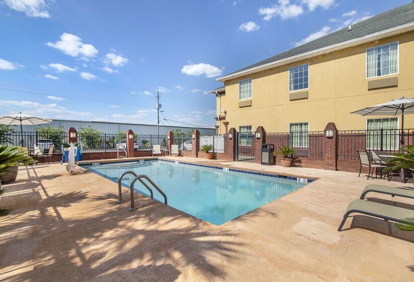 호텔 Best Western Plus Bradbury Inn And Suites