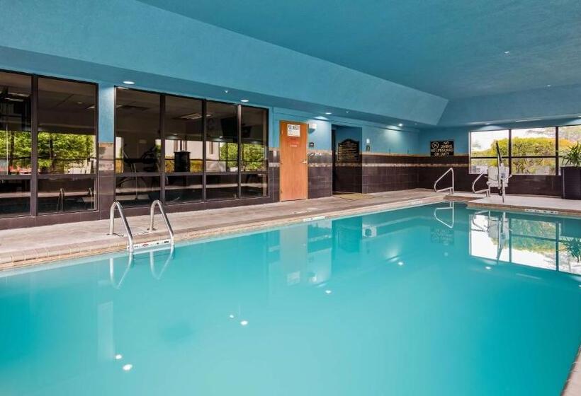 ホテル Best Western Plus Midwest City Inn & Suites