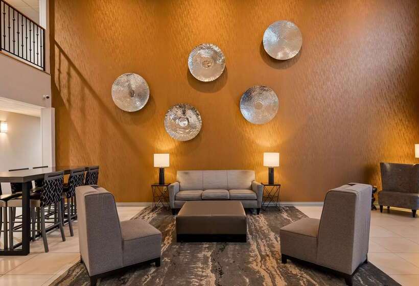هتل Best Western Plus New Cumberland