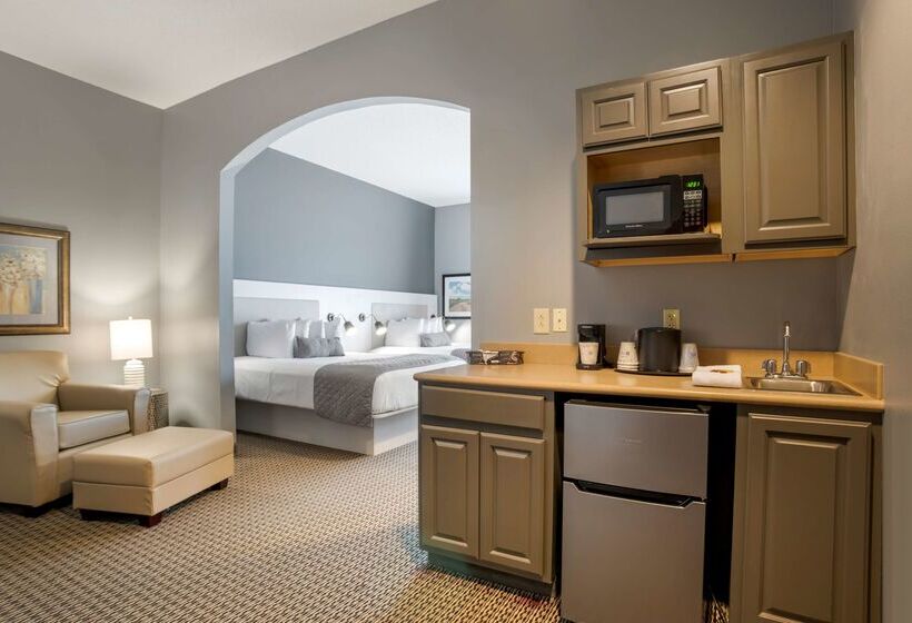 Best Western Plus Two Rivers Hotel & Suites