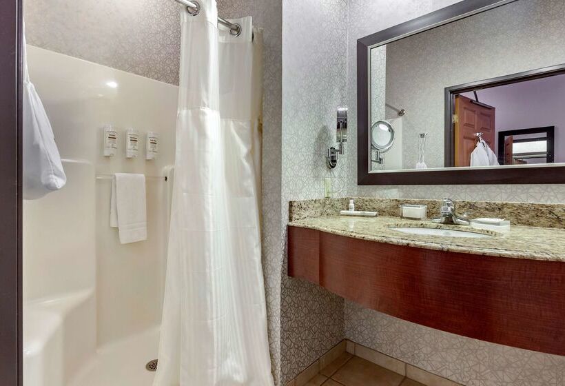 Best Western Premier Bridgewood Hotel Resort