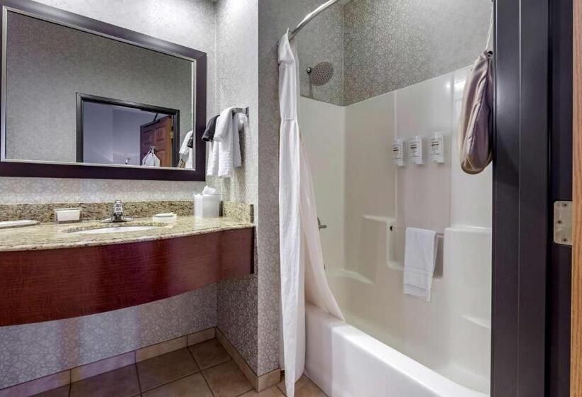 Best Western Premier Bridgewood Hotel Resort