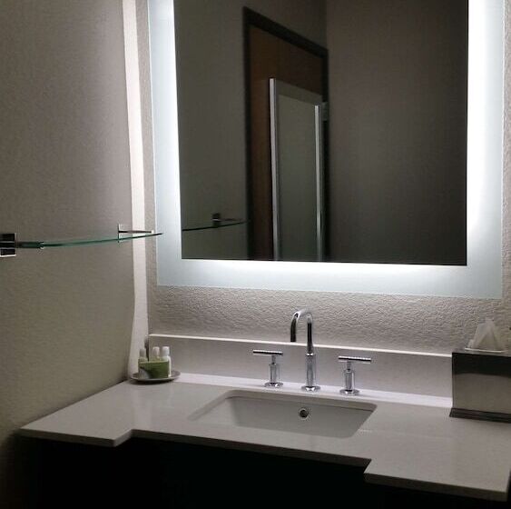 فندق Best Western Stanton Inn