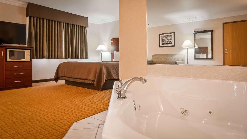 בית מלון כפרי Best Western Wittenberg Inn