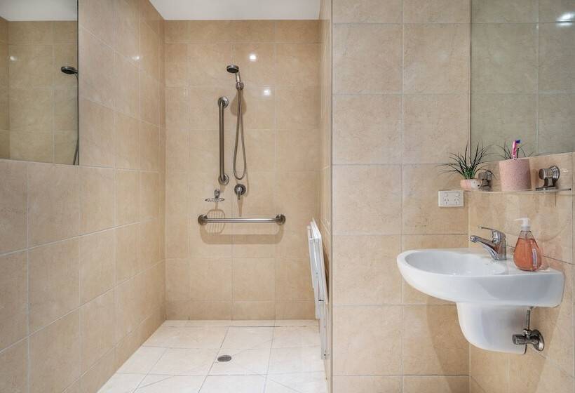 בית מלון כפרי Together Co Living