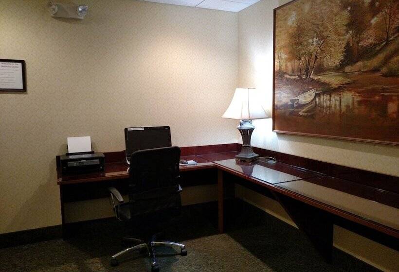 호텔 Holiday Inn Express Toledo West   Napoleon By Ihg