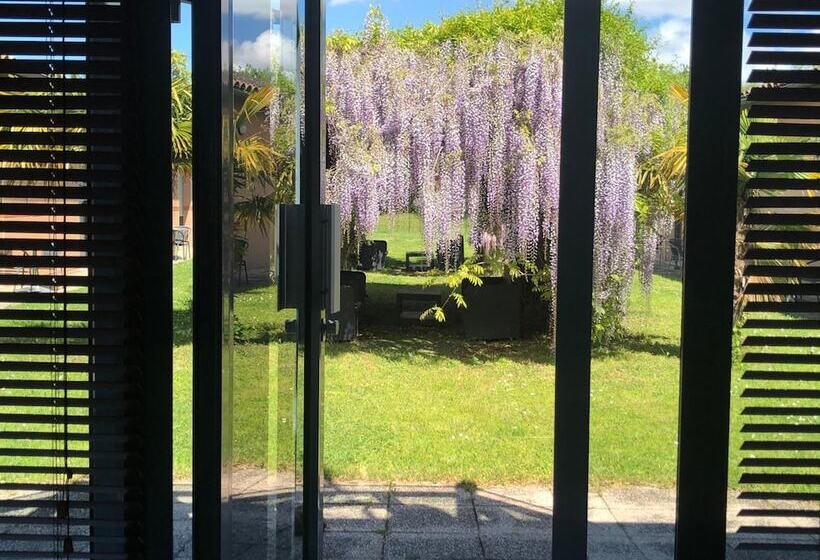 בית מלון כפרי Hôtel & Séminaire Le Patio Occitan   Toulouse Ouest   Francazal