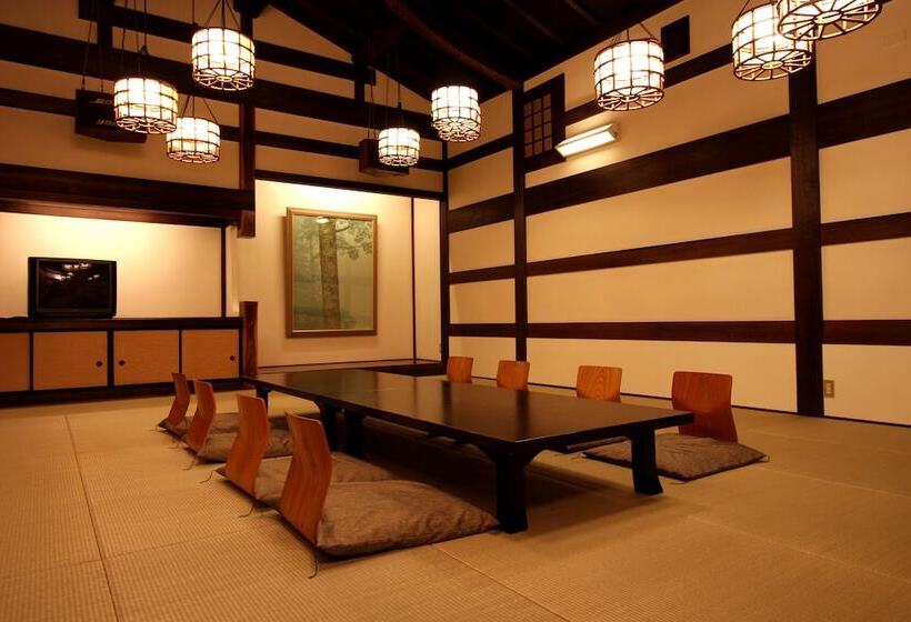 فندق Koshi No Yado Takashimaya