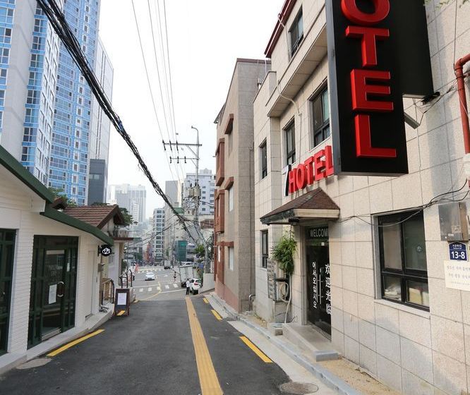 Myeong Dong 7 Hotel