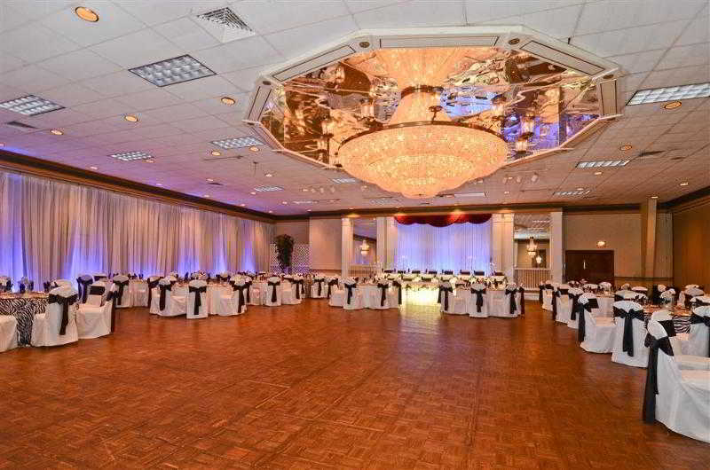 בית מלון כפרי Red Roof Inn & Suites Hazleton