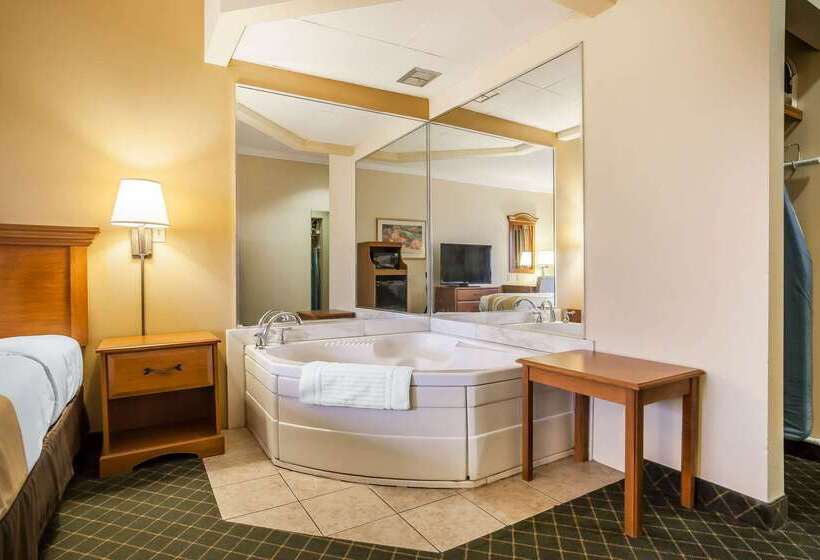 ホテル Tahlequah Inn
