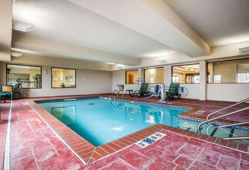 ホテル Tahlequah Inn