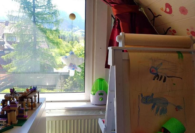 Sunshine Hostel
