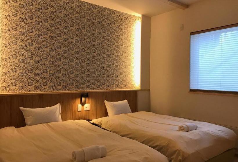Tsuru Apartments