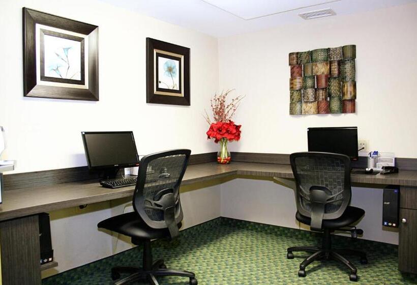 בית מלון כפרי Candlewood Suites Harrisonburg, An Ihg