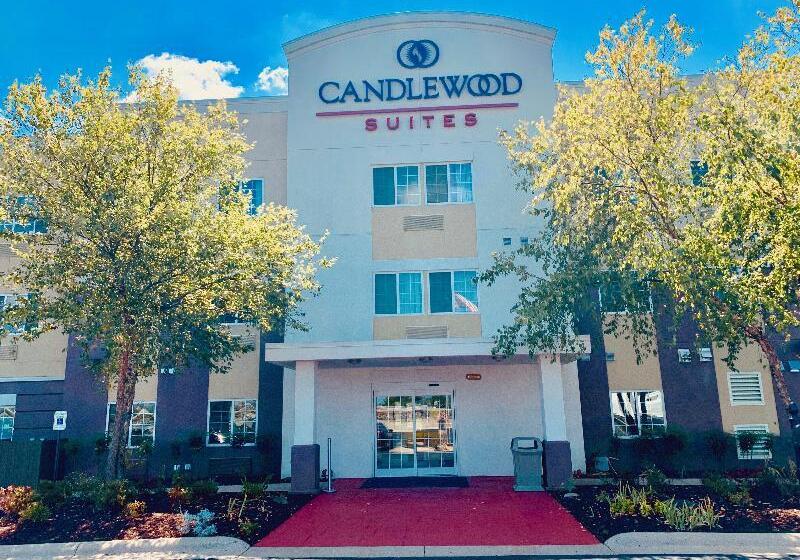هتل Candlewood Suites Hot Springs, An Ihg