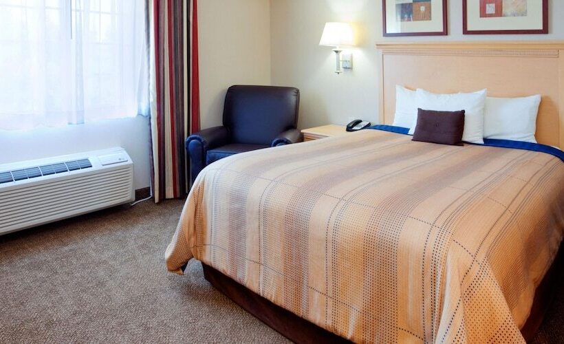 فندق Candlewood Suites Jacksonville, An Ihg