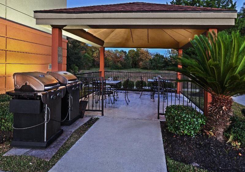 هتل Candlewood Suites Pearland, An Ihg