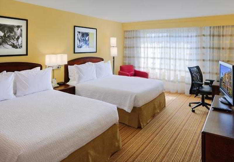 فندق Courtyard By Marriott San Diego Carlsbad