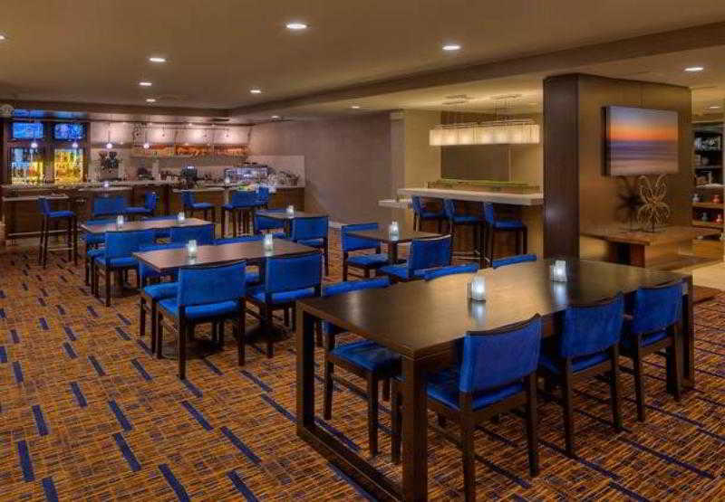 فندق Courtyard By Marriott San Diego Carlsbad