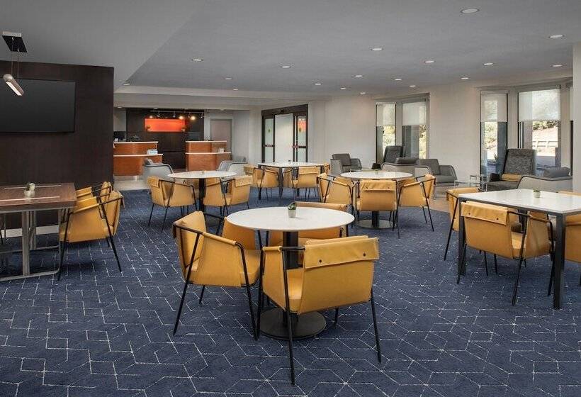 فندق Courtyard By Marriott San Diego Carlsbad