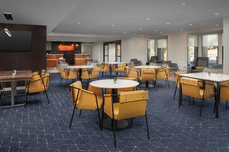 فندق Courtyard By Marriott San Diego Carlsbad