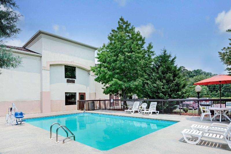 ホテル Days Inn By Wyndham Burlington East