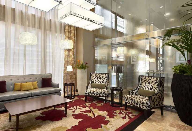 هتل Embassy Suites By Hilton St. Louis Downtown