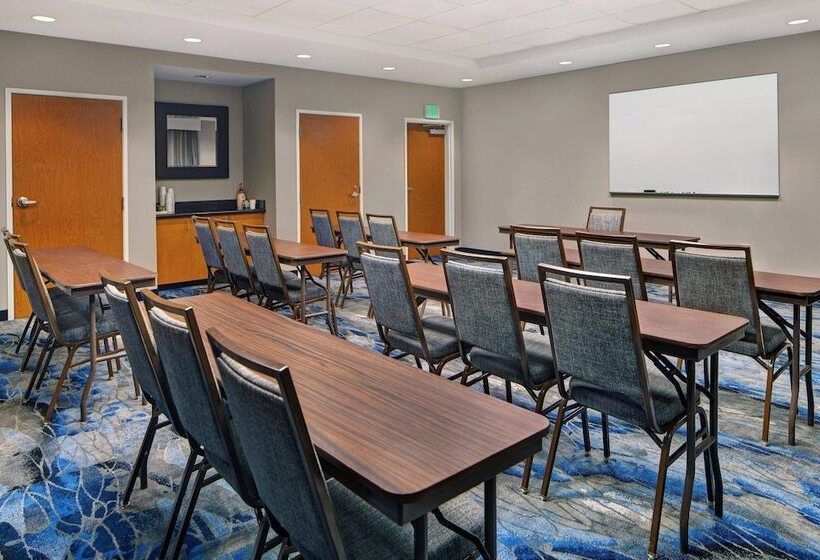 هتل Fairfield Inn And Suites Carlsbad