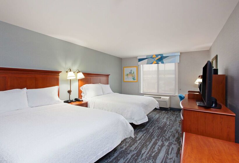 هتل Hampton Inn & Suites Clovisairport North