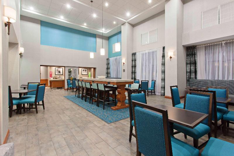 هتل Hampton Inn & Suites Clovisairport North