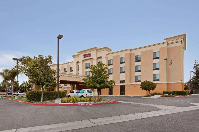 هتل Hampton Inn & Suites Clovisairport North
