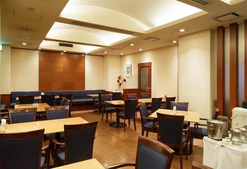 فندق Kochi Prince